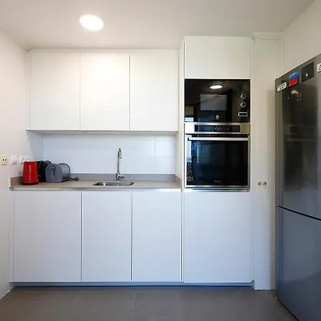 San Sebastian On The Garage *