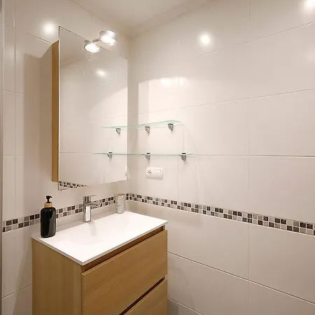 San Sebastian On The Garage 公寓 *