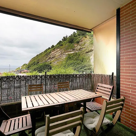 San Sebastian On The Garage * 奥利奥